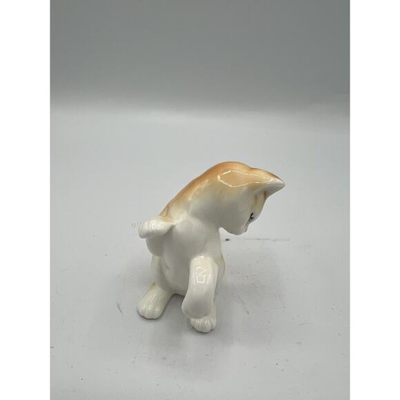 Danbury Mint Cats of Character Collection 1985 Figurine "What I've Spotted" - Picture 3 of 7